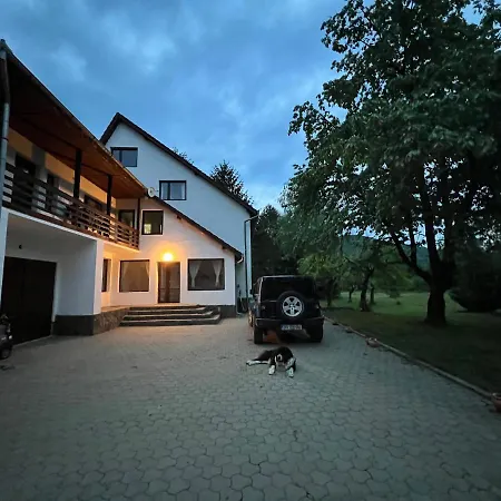 Guest house Conacul De Vacanta *